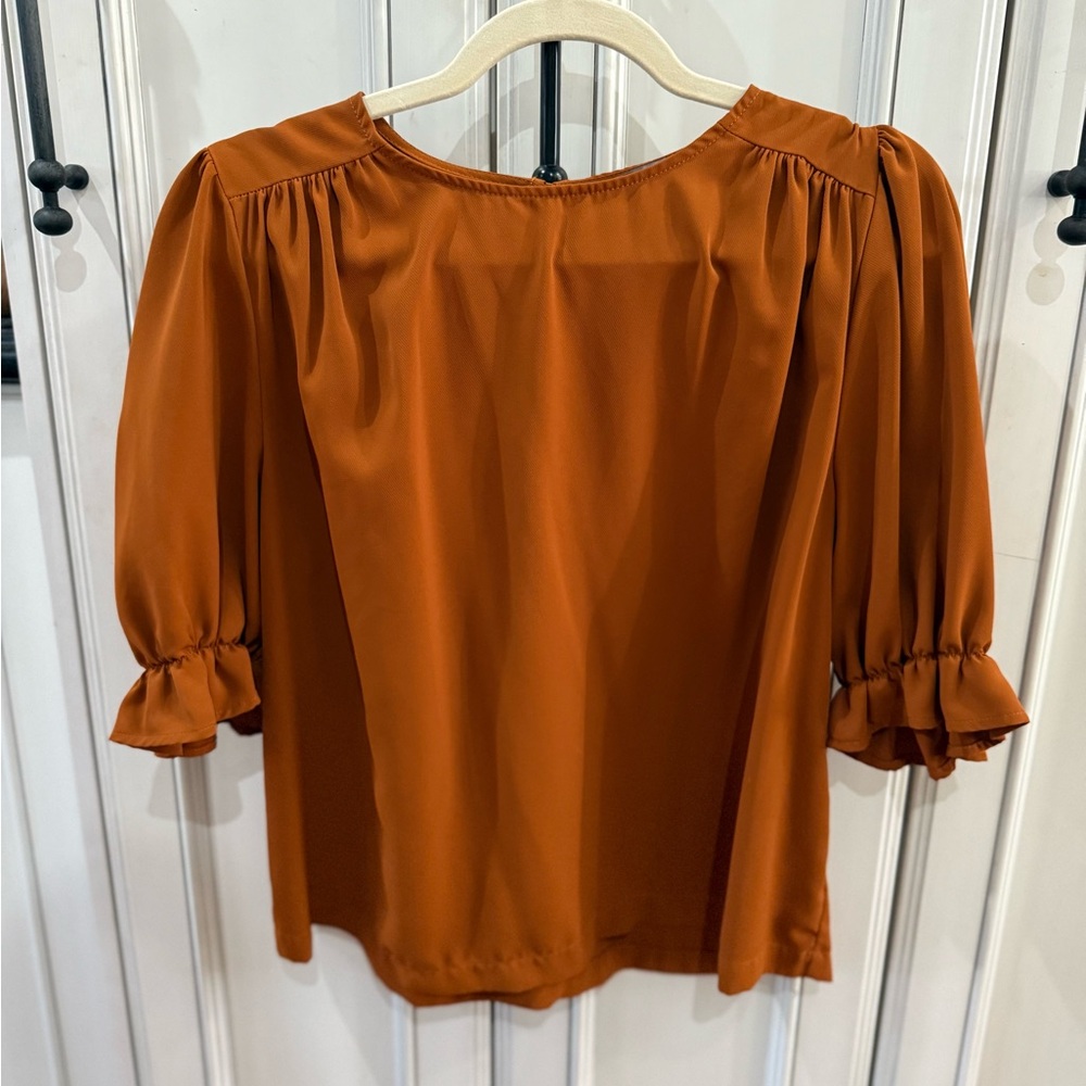 Boutique Reunited clothing Women's Rust Ruffle Sleeve Blouse L